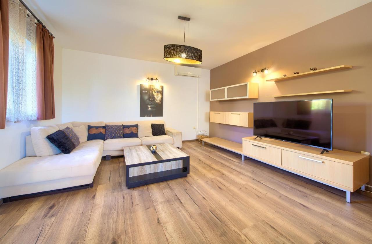 Apartment Lidija Krk Town Bagian luar foto
