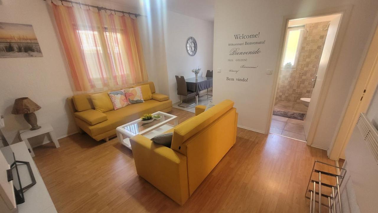 Apartment Lidija Krk Town Bagian luar foto